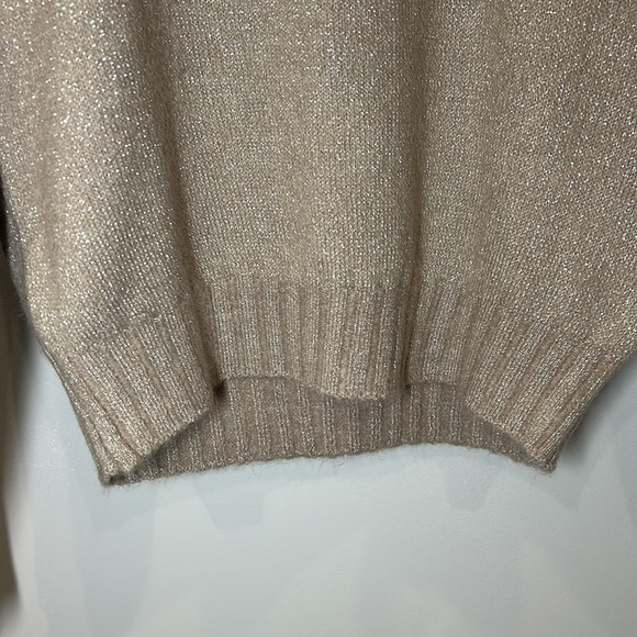 GAP Kids beige fine knit sweater with shiny sparkles within the material - Picture 4 of 9
